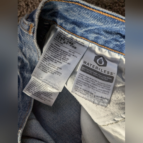 Levi's Wedgie Jeans 💙 - Picture 7 of 7